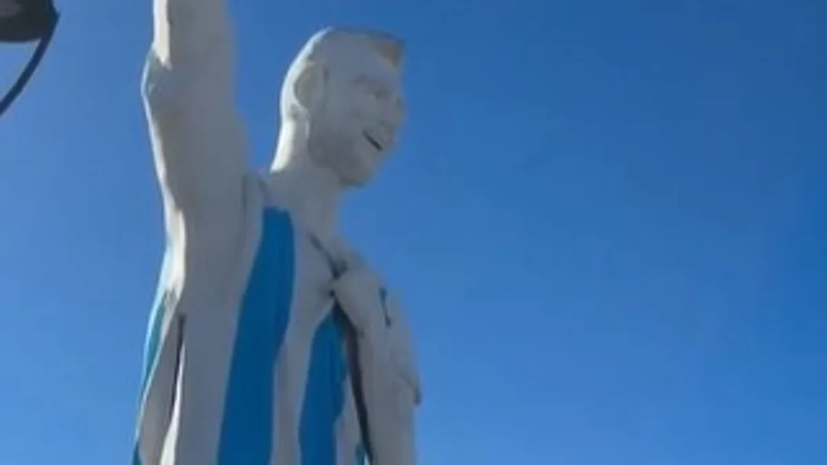 Messi óriási szobrot kapott Argentínában