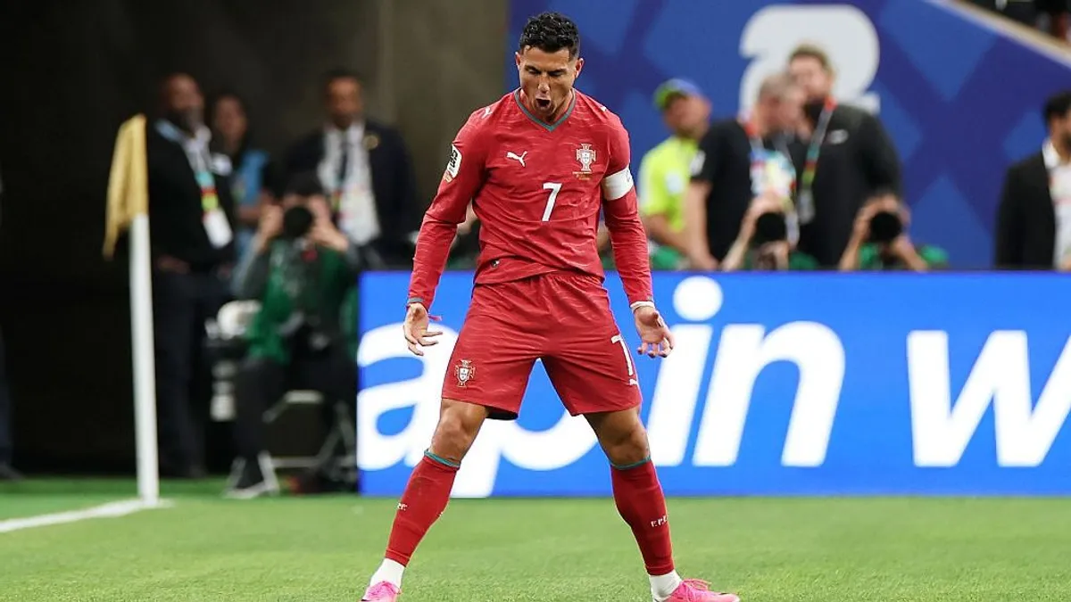 Cristiano Ronaldo megszerezte a vezetést Üzbegisztán ellen