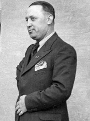 ARKIV CA 1938 Fotbollsledarna Einar Stor-Klas Svensson och Jozsef Nagy omkring 1938. Stockholm Sverige x1046x *** ARCHIV