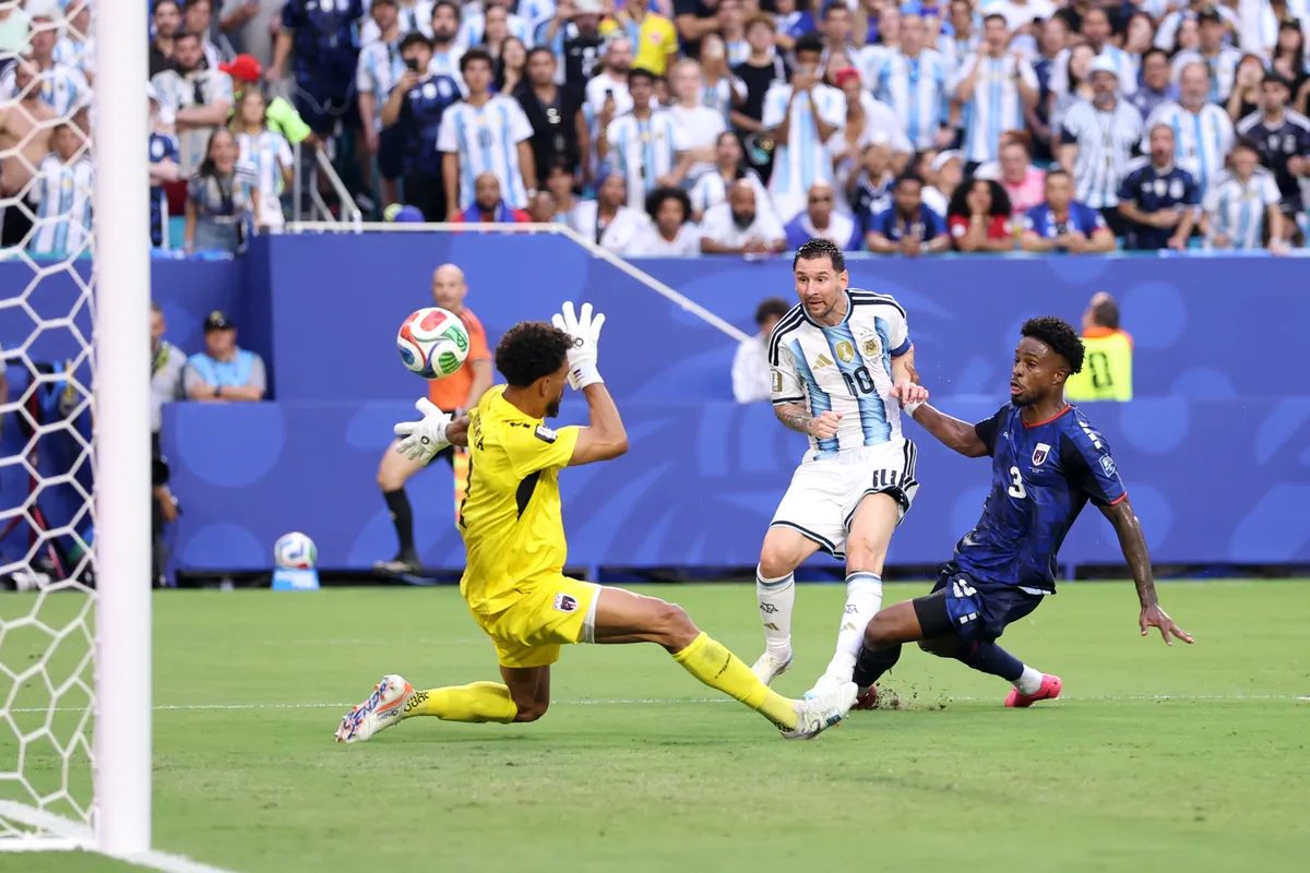 Argentina v Cabo Verde: Round of 32 - FIFA World Cup 2026