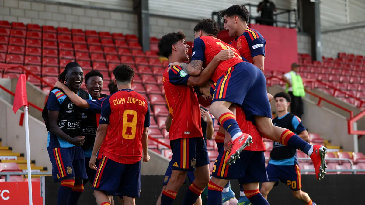 Legyőzték a németeket, a spanyolok révbe értek az U19-es Eb-n