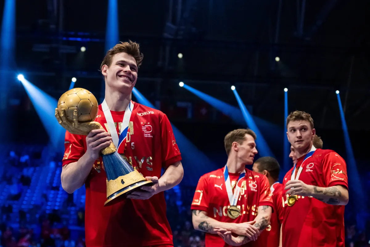 250202 Lukas Lindhard Jorgensen of Denmark celebrates with the trophy after the 2025 IHF World Men s Handball Championsh