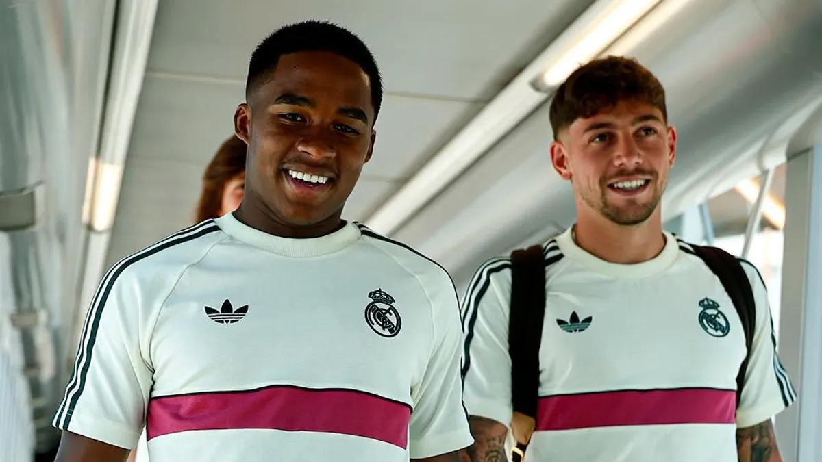 Mosolyogva indultak Budapestre a Real Madrid sztárjai – videó