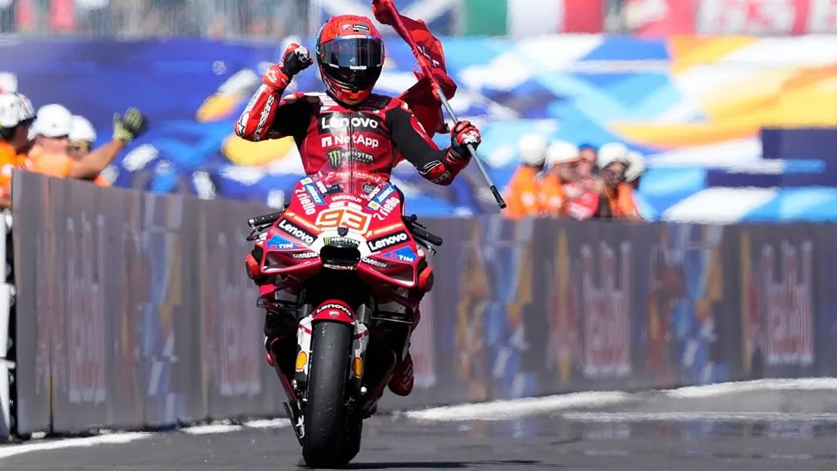 MotoGP - Marc Márquez nyert Misanóban és utolérte az összetett élén Martínt