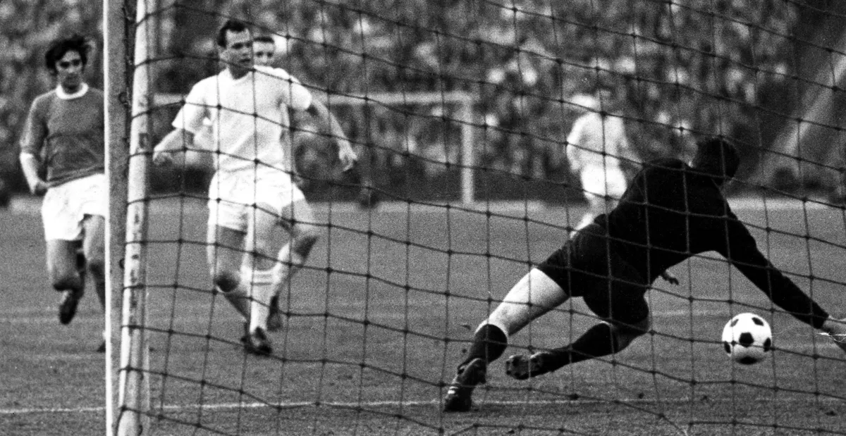 Juhász István; Géczi István; Best, George; Novák Dezső