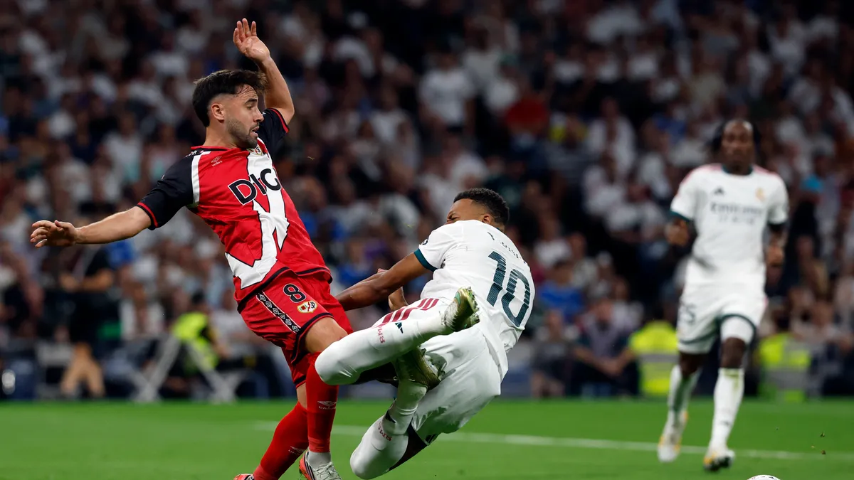 Mbappé értékesített egy büntetőt, majd gólpasszt adott Carrerasnak